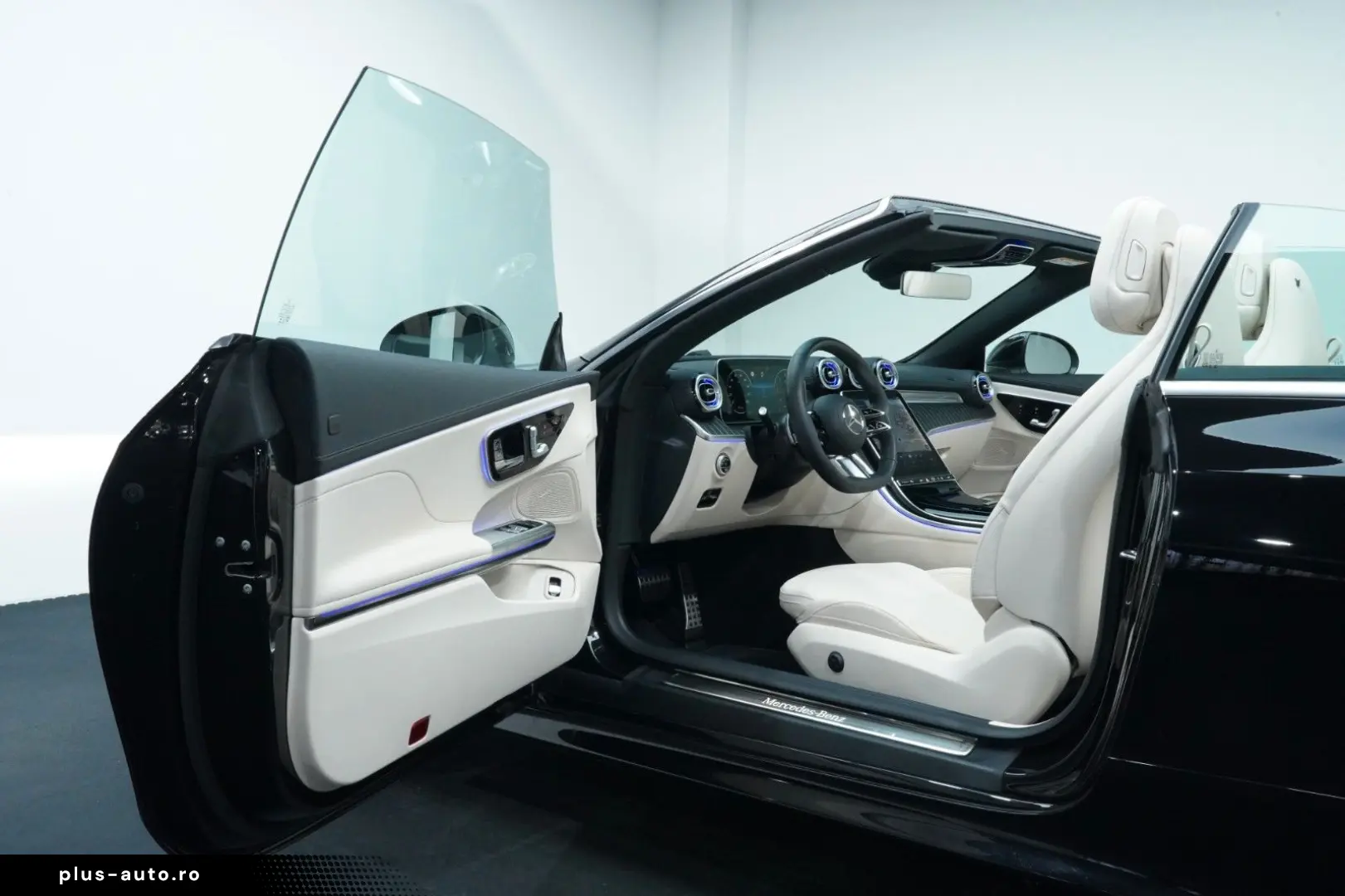 MERCEDES-BENZ CLE 220 d Cabrio AMG 9G LED 360  OLED MMRY 20