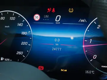 MERCEDES-BENZ CLE 220 d Cabrio AMG 9G LED 360  OLED MMRY 20