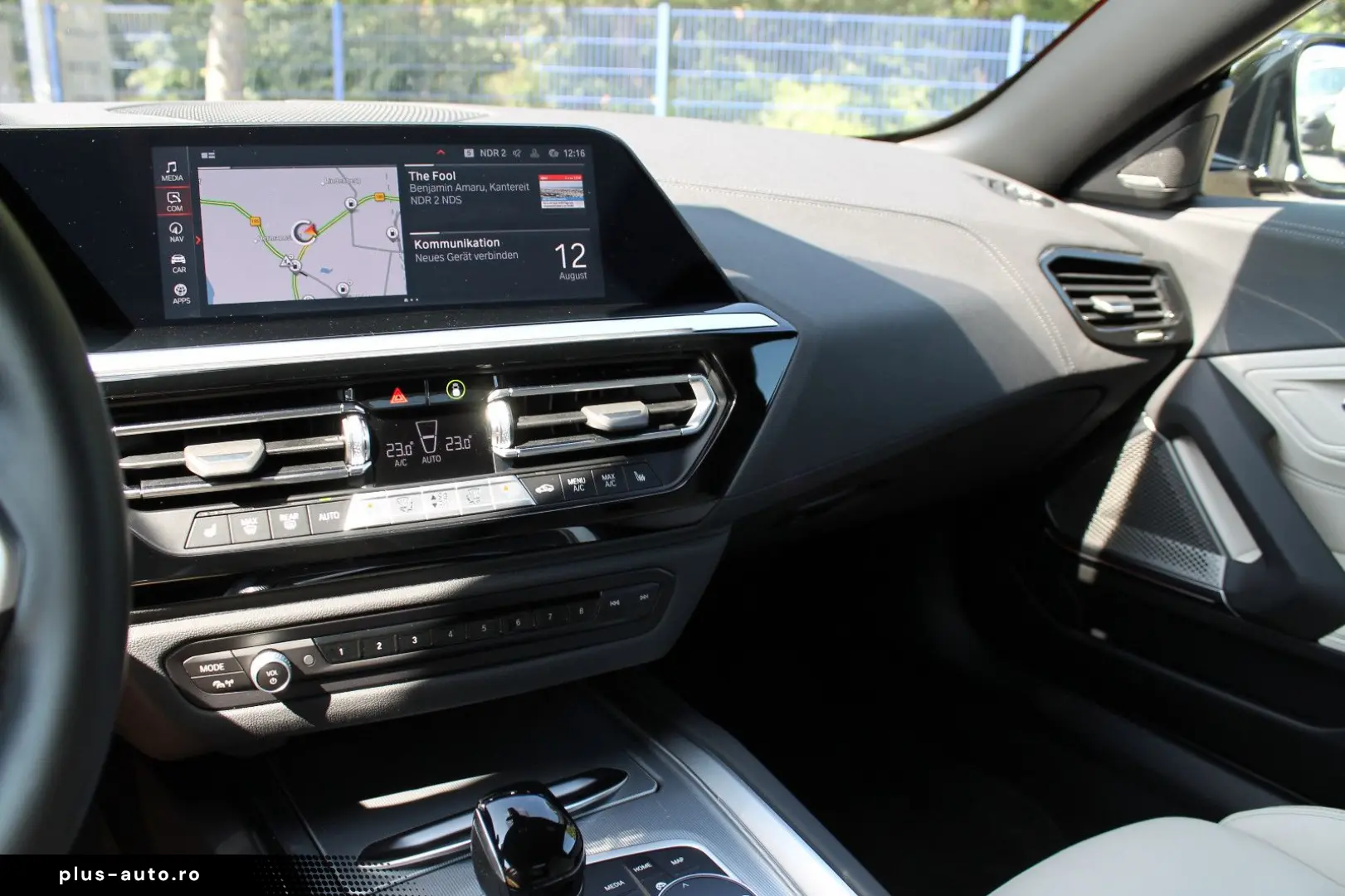 BMW Z4 M40i  HeadUp  ACC  HarmanKardon  19 V-Speiche