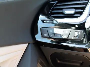 BMW Z4 M40i  HeadUp  ACC  HarmanKardon  19 V-Speiche