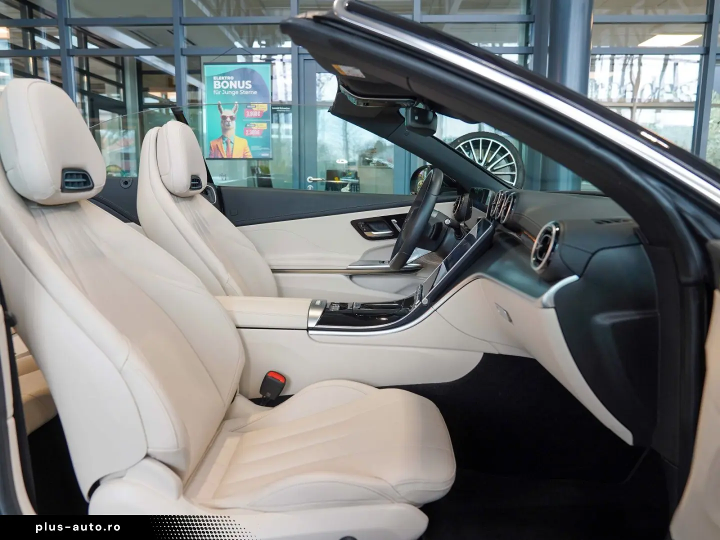 MERCEDES-BENZ CLE 220 d Cabrio macchiato rotes Verde&hellip;