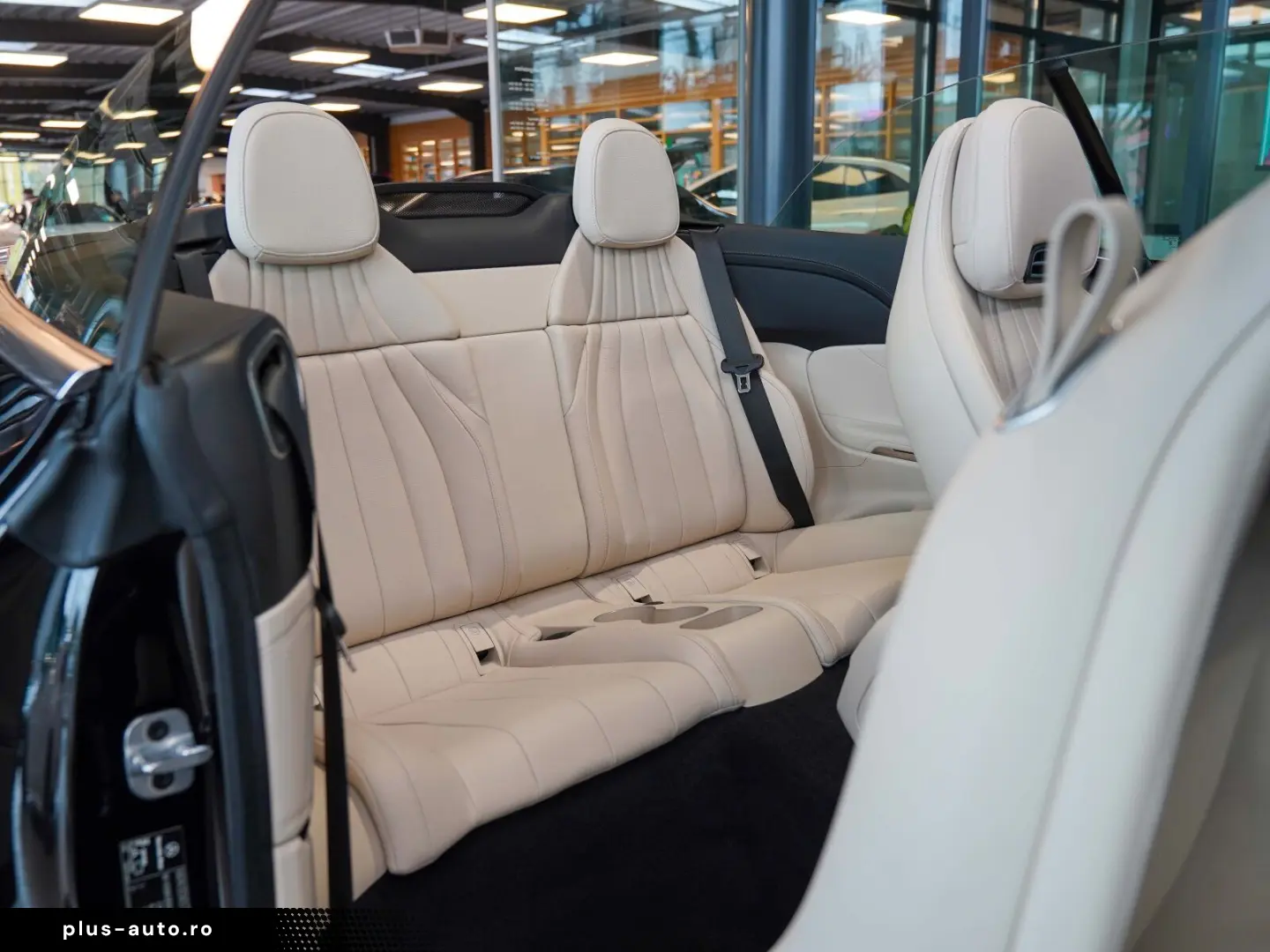 MERCEDES-BENZ CLE 220 d Cabrio macchiato rotes Verde&hellip;