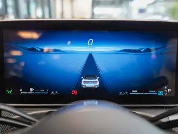 MERCEDES-BENZ CLE 220 d Cabrio macchiato rotes Verde&hellip;