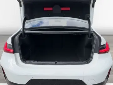 BMW 320i xDrive  313€ Netto o. Anz M Sportpaket AHK