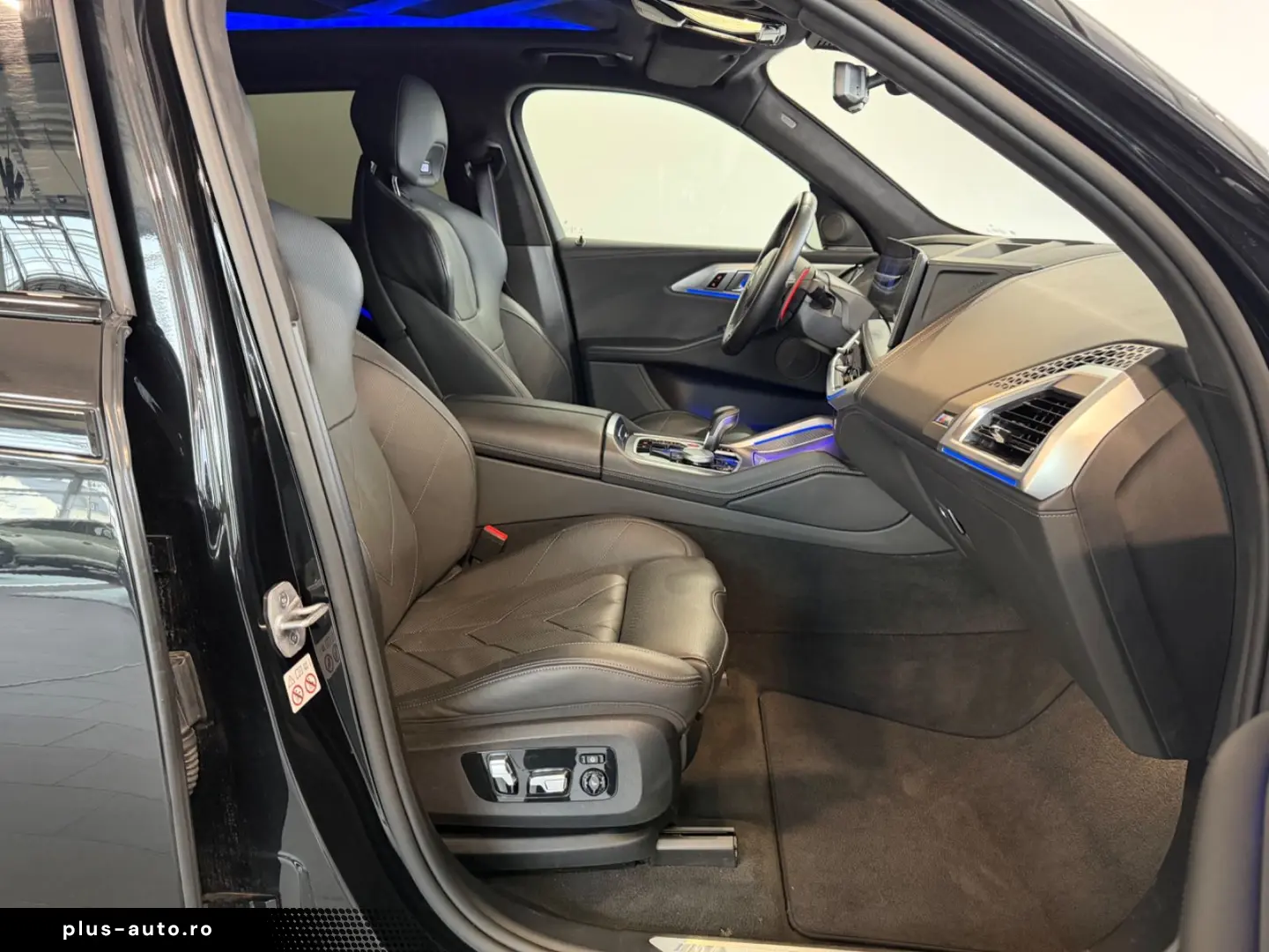 BMW XM  Massage Drv.-Ass. AHK 23 Zoll H&K Softclose