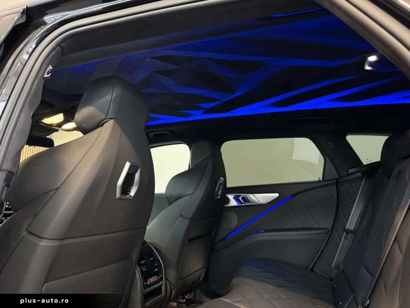 BMW XM  Massage Drv.-Ass. AHK 23 Zoll H&K Softclose