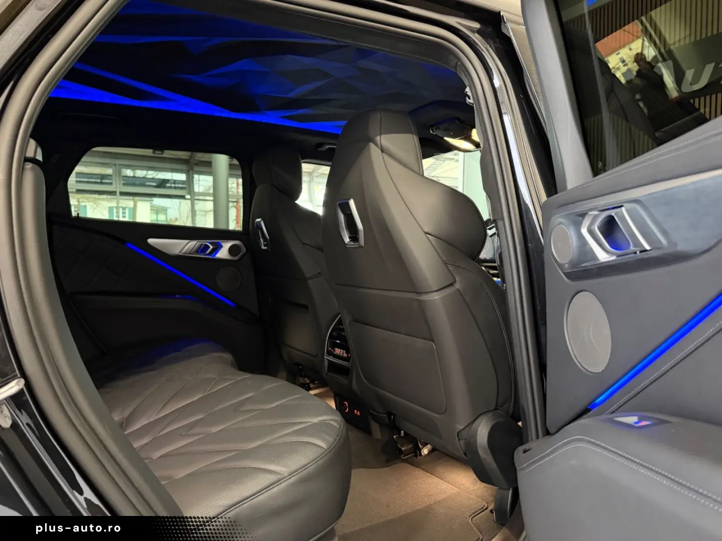 BMW XM  Massage Drv.-Ass. AHK 23 Zoll H&K Softclose