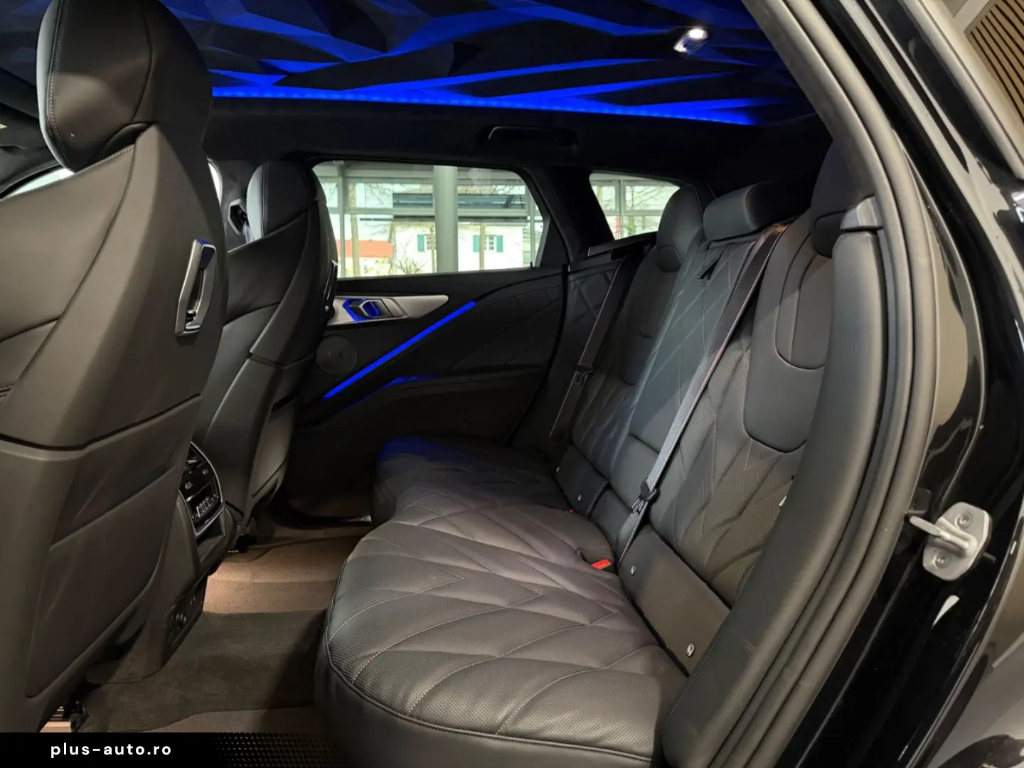 BMW XM  Massage Drv.-Ass. AHK 23 Zoll H&K Softclose