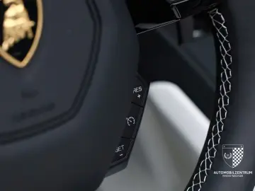 Lamborghini Huracán EVO Spyder