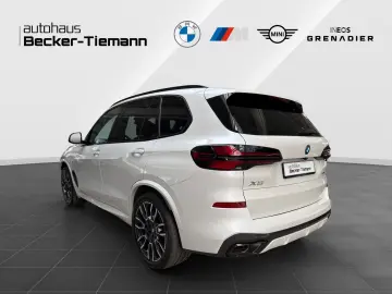BMW X5 xDrive50e M Sport Pro Pano AHK DAPro PAPro