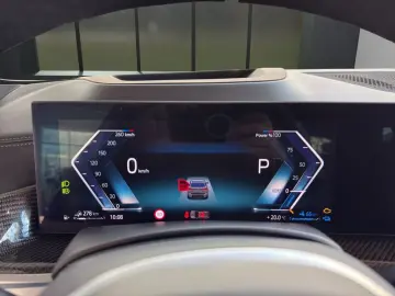 BMW X5 xDrive50e M-SPORT HYBRID LED NAVI HUD PANO