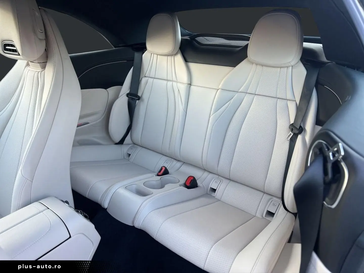 MERCEDES-BENZ CLE 300 4Matic AMG Line Premium  Night-Paket