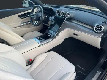 MERCEDES-BENZ CLE 300 4Matic AMG Line Premium  Night-Paket