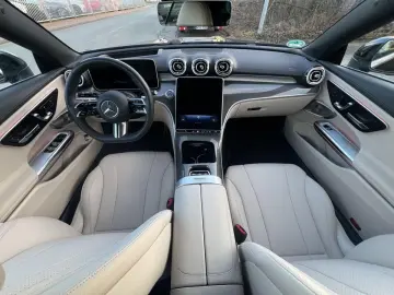 MERCEDES-BENZ CLE 300 4Matic AMG Line Premium  Night-Paket