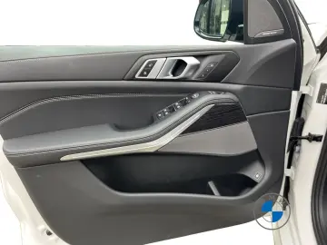 BMW X5 xDrive50e M Sport 20  AHK Pano Memorysitz Wär