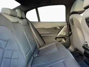 BMW 550e xDrive M Sport Pro DA PA-Prof B&W Pano 21