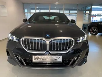 BMW 550 e xDrive M Sport 20'' IconGl Pano &hellip;