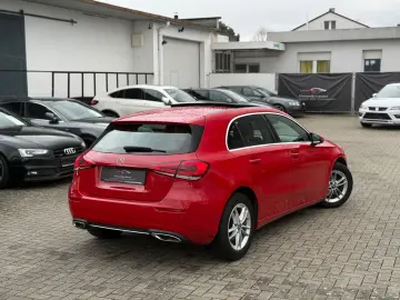 MERCEDES-BENZ A 180 Edition