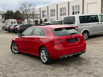 MERCEDES-BENZ A 180 Edition