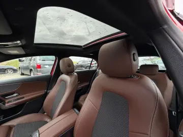 MERCEDES-BENZ A 180 Edition