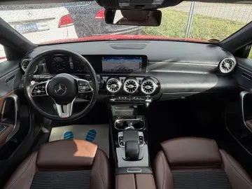 MERCEDES-BENZ A 180 Edition