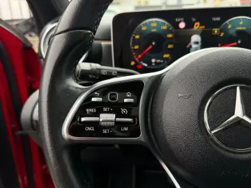 MERCEDES-BENZ A 180 Edition