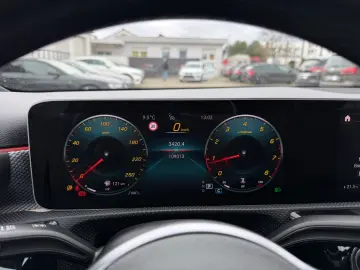 MERCEDES-BENZ A 180 Edition