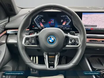 BMW 550e xDrive Limousine M Sportpaket Head-Up AHK