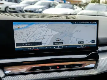 BMW 550e xDrive M Sport Pro Pano H K DA Prof