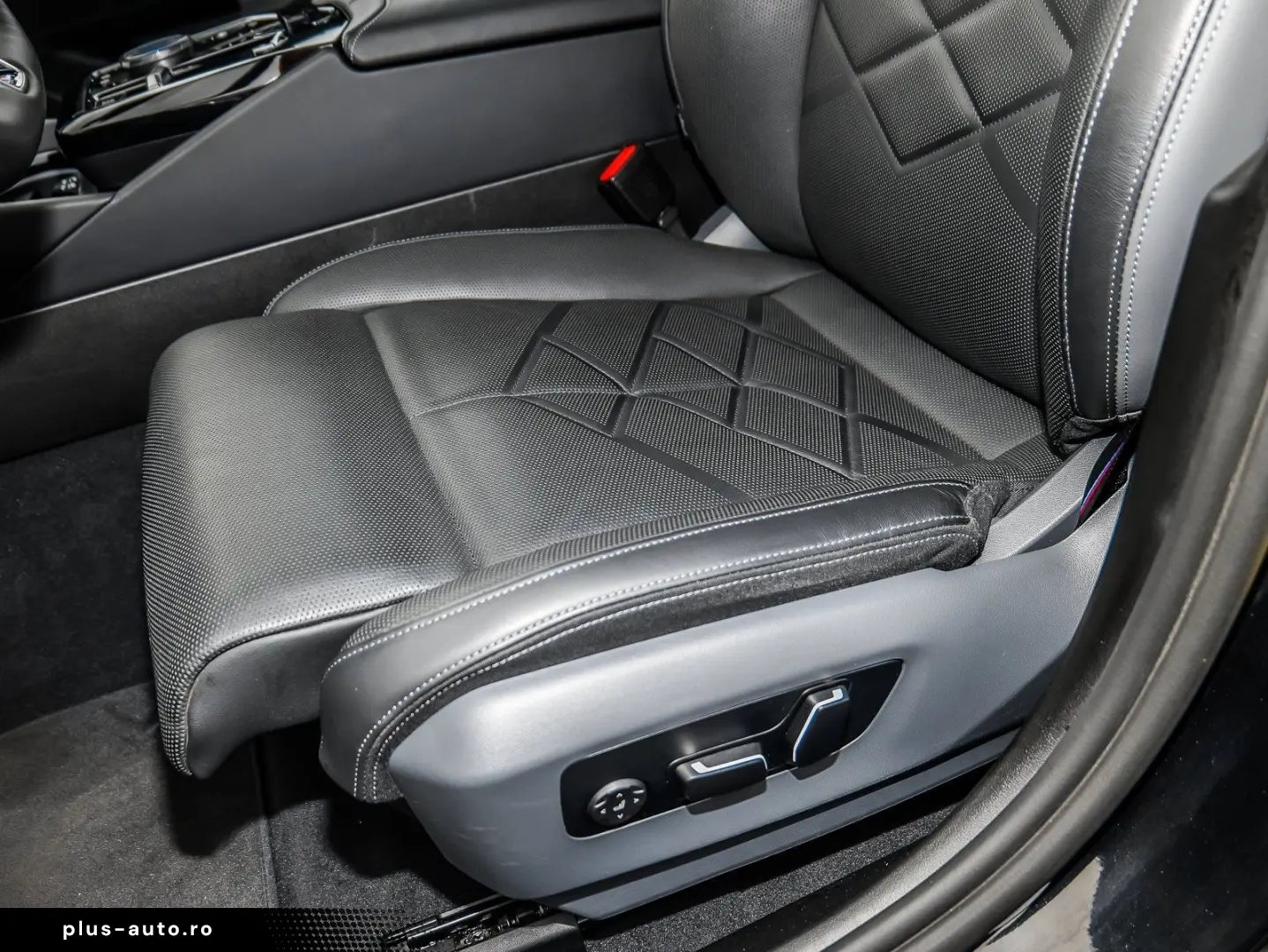 BMW 550e xDrive M Sport Pro Pano H K DA Prof