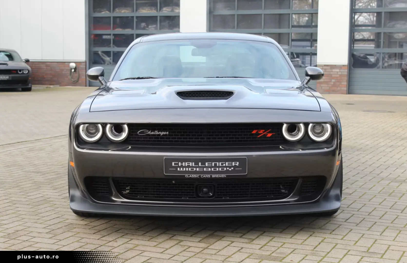 Dodge Challenger  6 4L Scat Pack Widebody