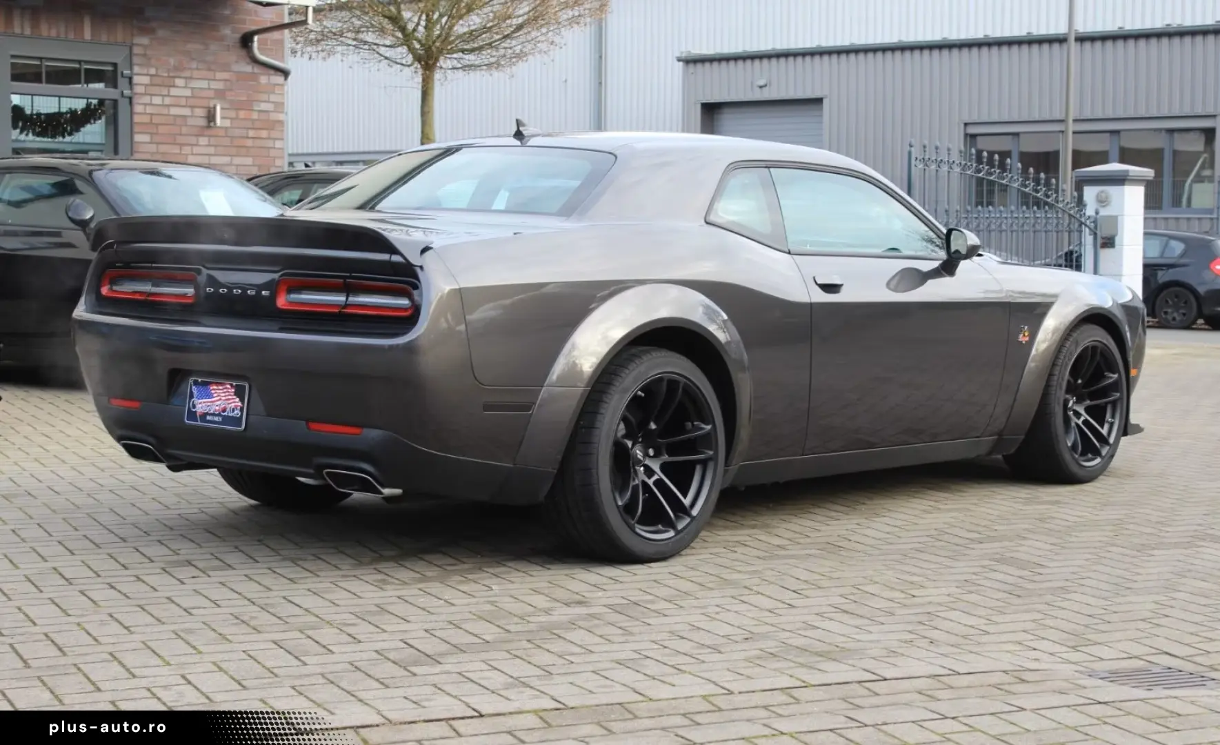 Dodge Challenger  6 4L Scat Pack Widebody