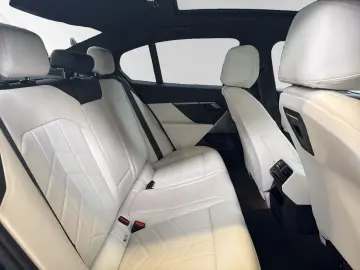 BMW 530e M Sport AHK Panorama Head-Up