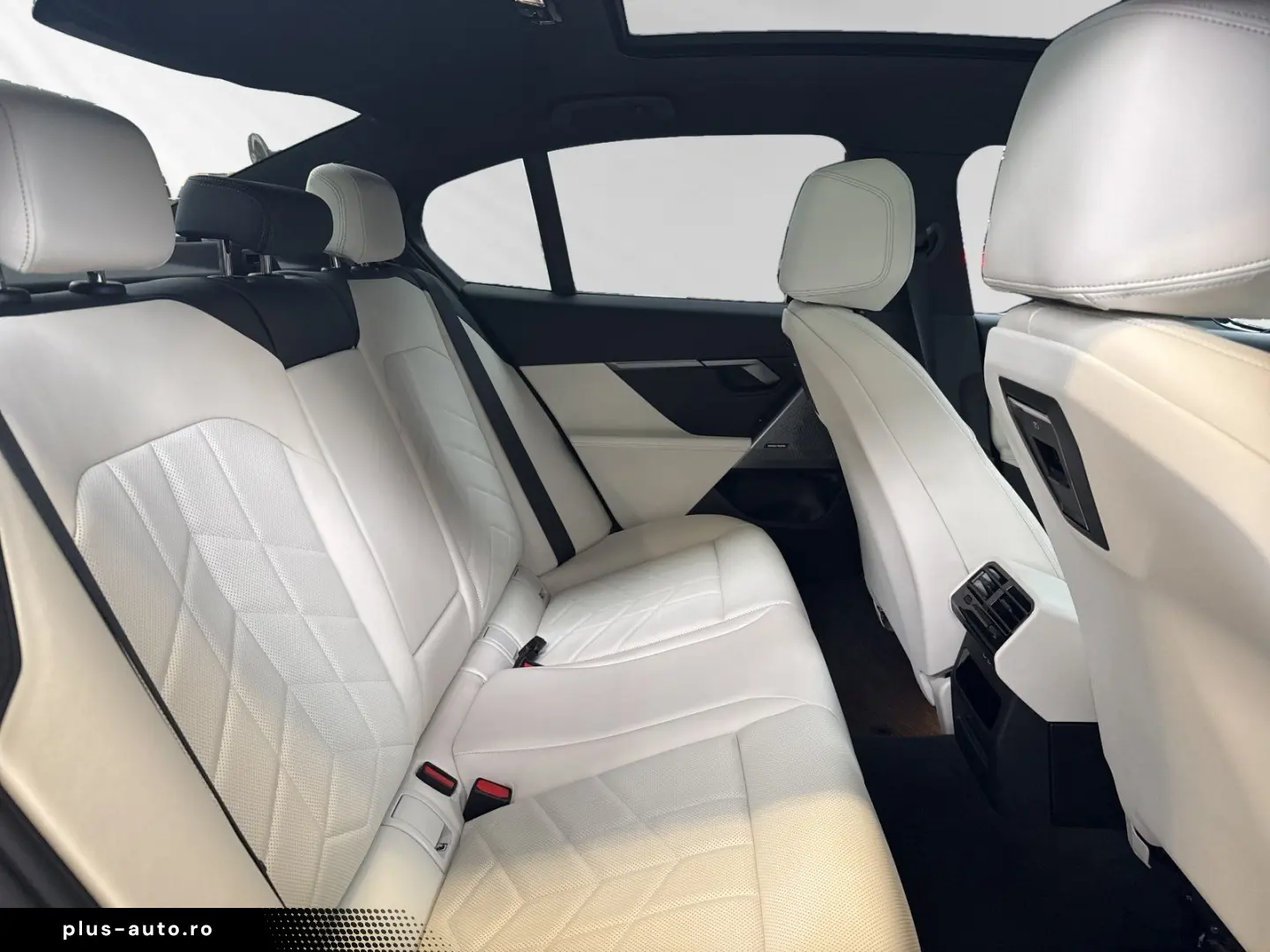 BMW 530e M Sport AHK Panorama Head-Up