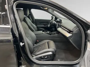 BMW 530e M Sport AHK Pano Autobahnass. 20 LMR