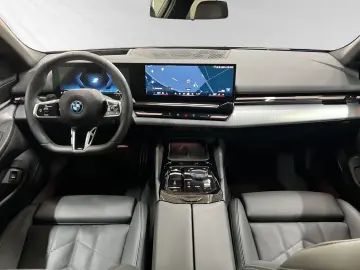 BMW 530e M Sport AHK Pano Autobahnass. 20 LMR