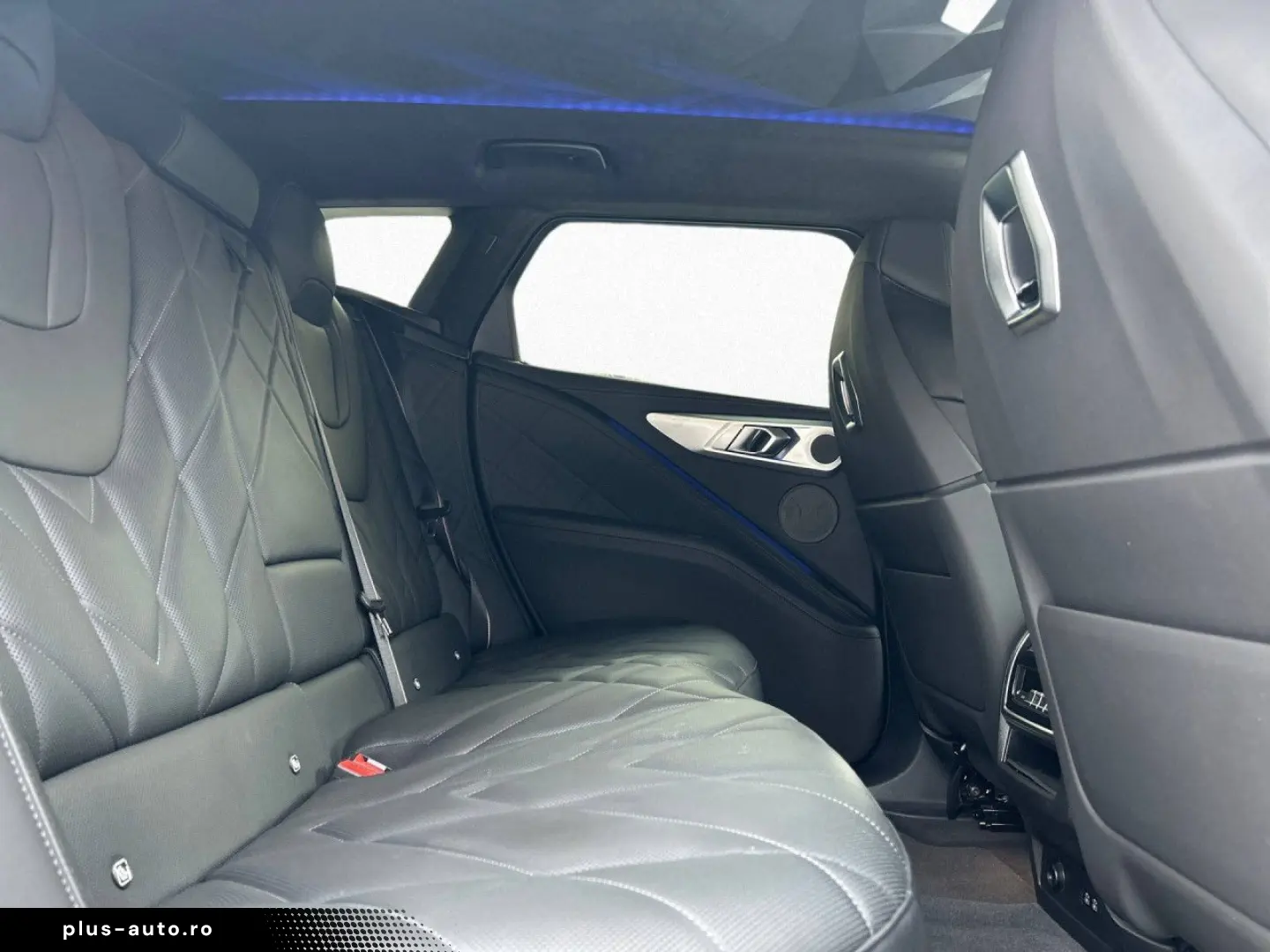 BMW XM 50e SoftClose AHK H K 360  HUD Massage DAPro