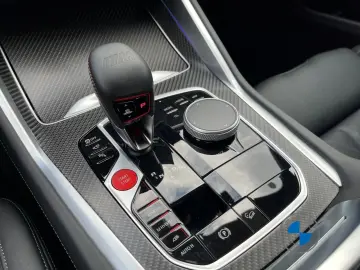 BMW XM 50e Autobahnassistent AHK Sitzlüft. H K HUD
