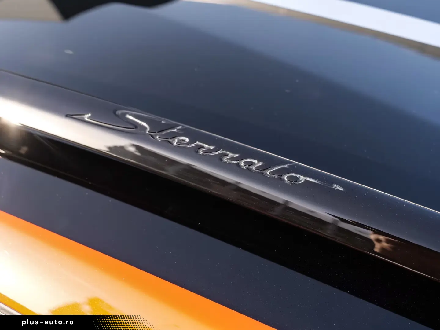 Lamborghini Huracán Sterrato Arancio Xanto