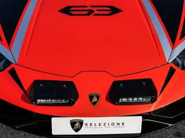 Lamborghini Huracán Sterrato Arancio Xanto