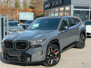 BMW XM 50 e Aut. Bowers & Wilkins - Iconic Glow