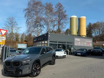 BMW XM 50 e Aut. Bowers & Wilkins - Iconic Glow