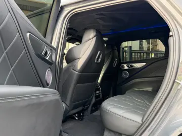 BMW XM 50 e Aut. Bowers & Wilkins - Iconic Glow