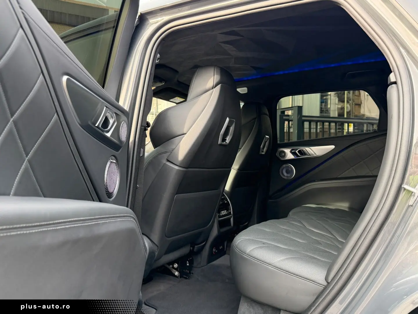 BMW XM 50 e Aut. Bowers & Wilkins - Iconic Glow