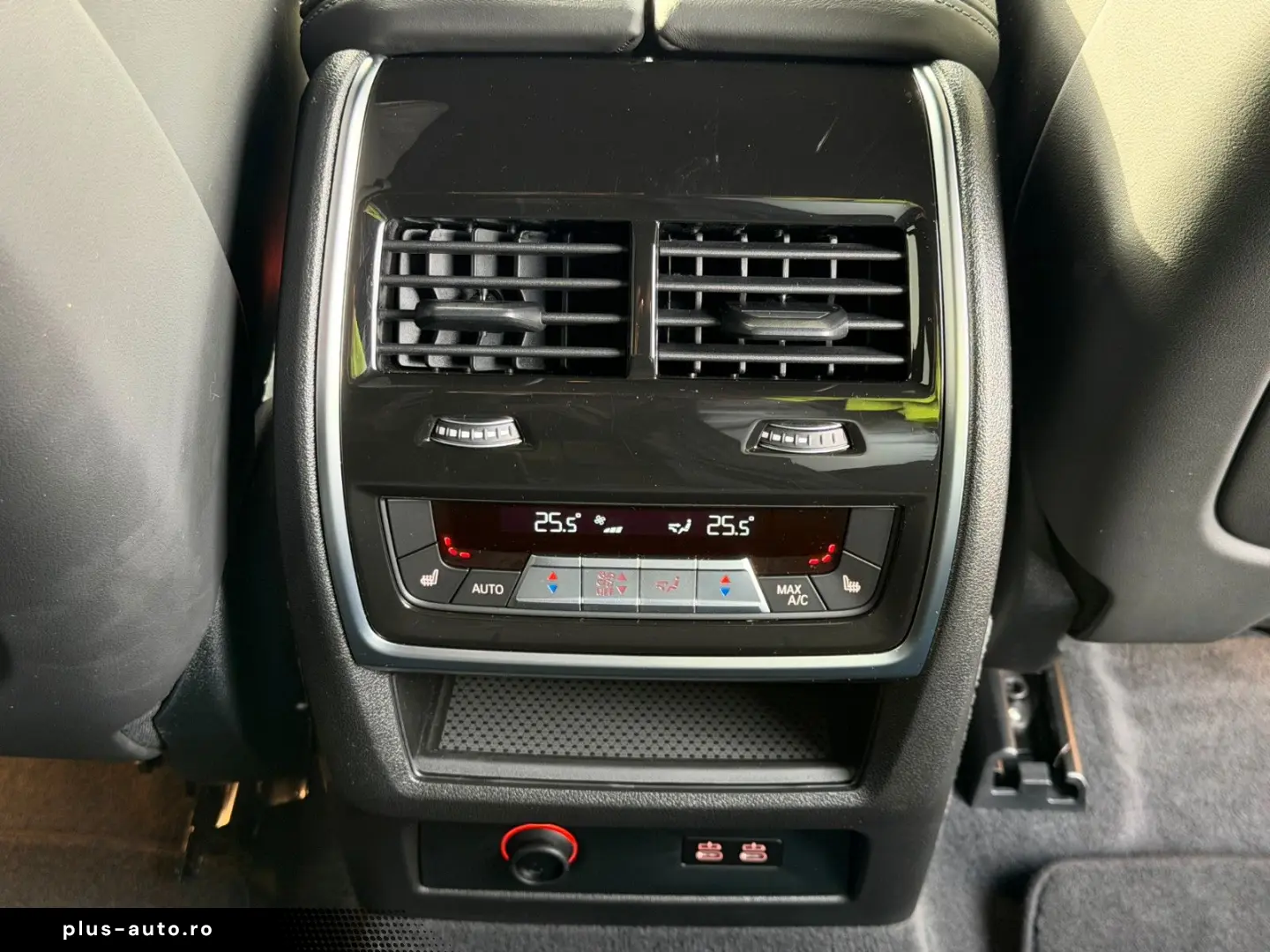 BMW XM 50 e Aut. Bowers & Wilkins - Iconic Glow