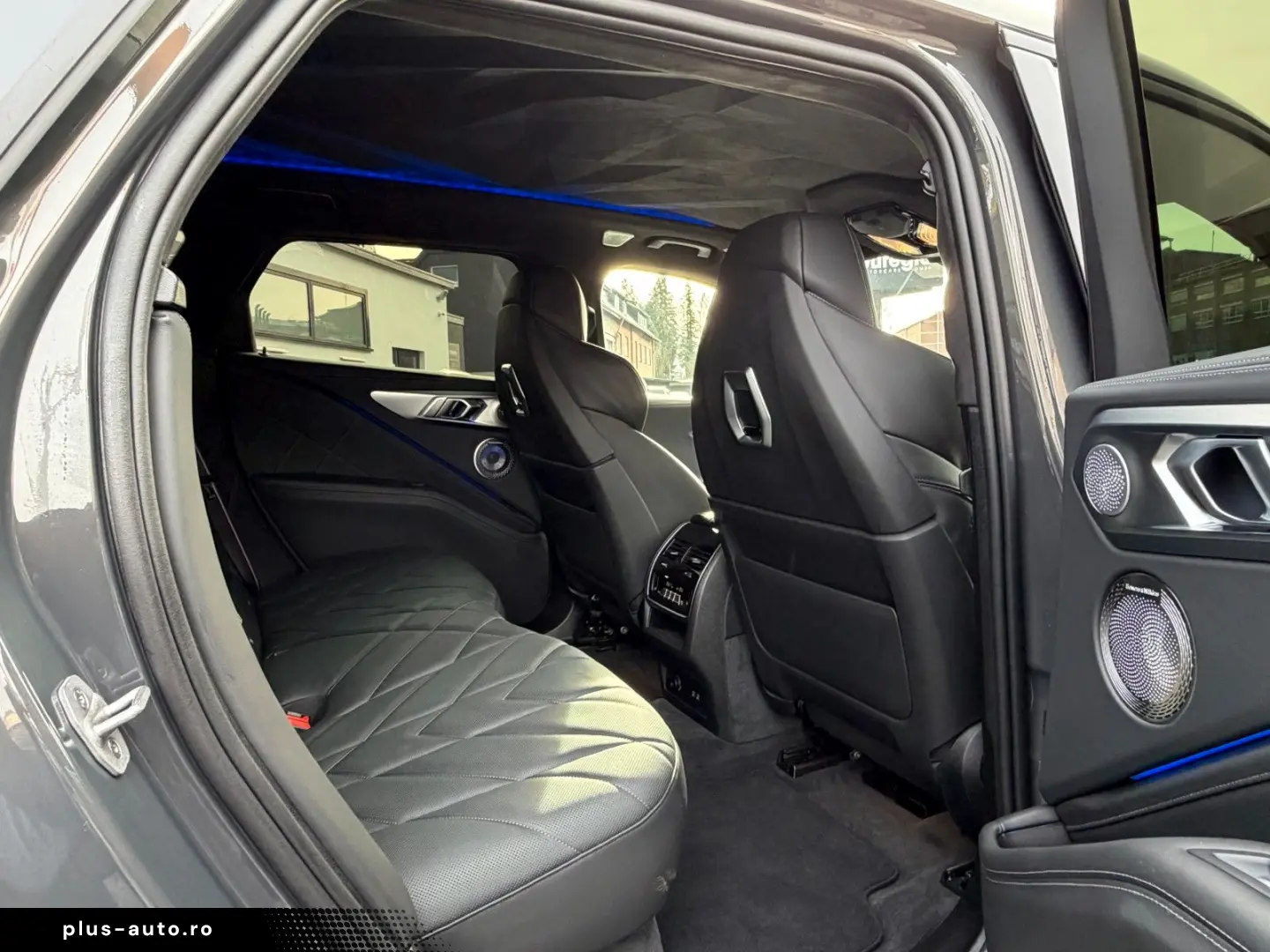 BMW XM 50 e Aut. Bowers & Wilkins - Iconic Glow