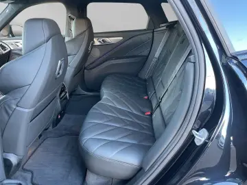 BMW XM 50e 22  AHK 360  ACC Wärmepaket