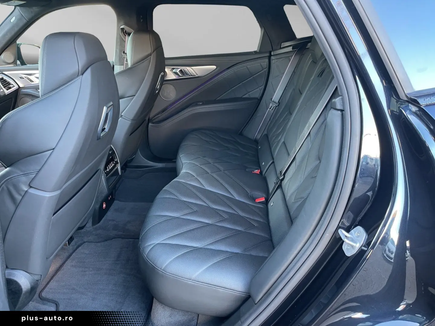 BMW XM 50e 22  AHK 360  ACC Wärmepaket