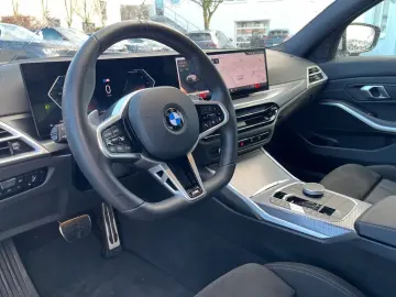 BMW 320 i xDrive Lim. M-Sport HUD AHK