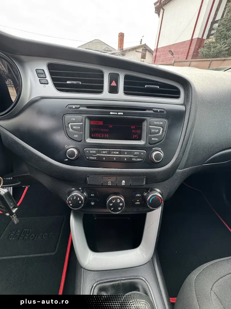 Kia Ceed 1 4 benzina  Rate Fixe Avans 0